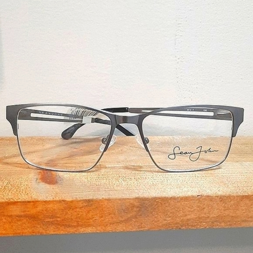 NEW Sean John Eyeglass Frame, Rx'able, gunmetal, men glasses,57-17-150, nose pad